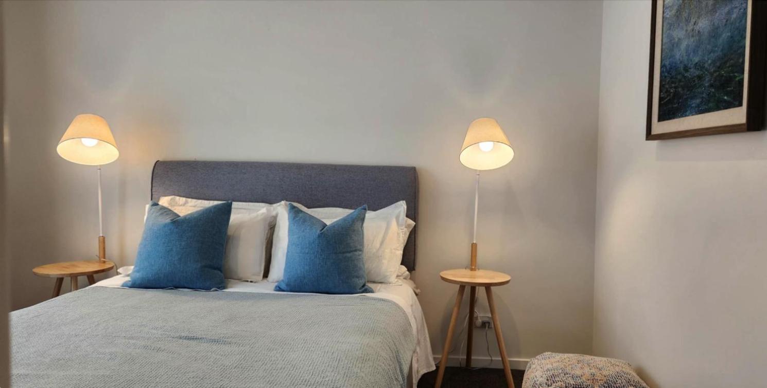 Cozy Retreat On Serene Street Hamilton Exteriör bild
